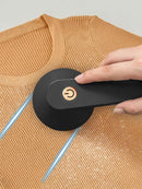 Removedor de Fiapos Elétrico Recarregável USB – Aparador de Bolinhas para Roupas e Tecidos